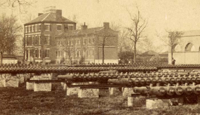 Guns in front of the Navy Yard, Washington D.C.