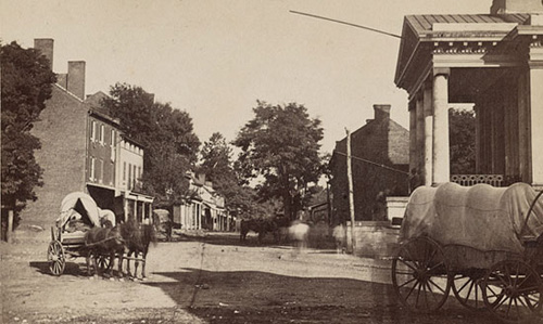 Warrenton Virginia, Courthouse in foreground